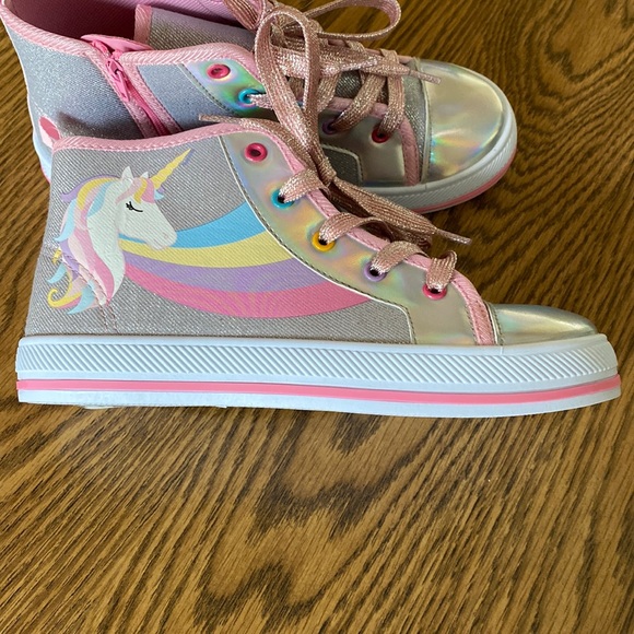 Kenzie girl |🦄 hightop light weight shoes | 1 - Picture 4 of 10